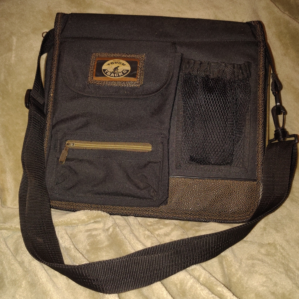 Pen-Tab Tough Tracks Messenger/Laptop Bag For Men/Women